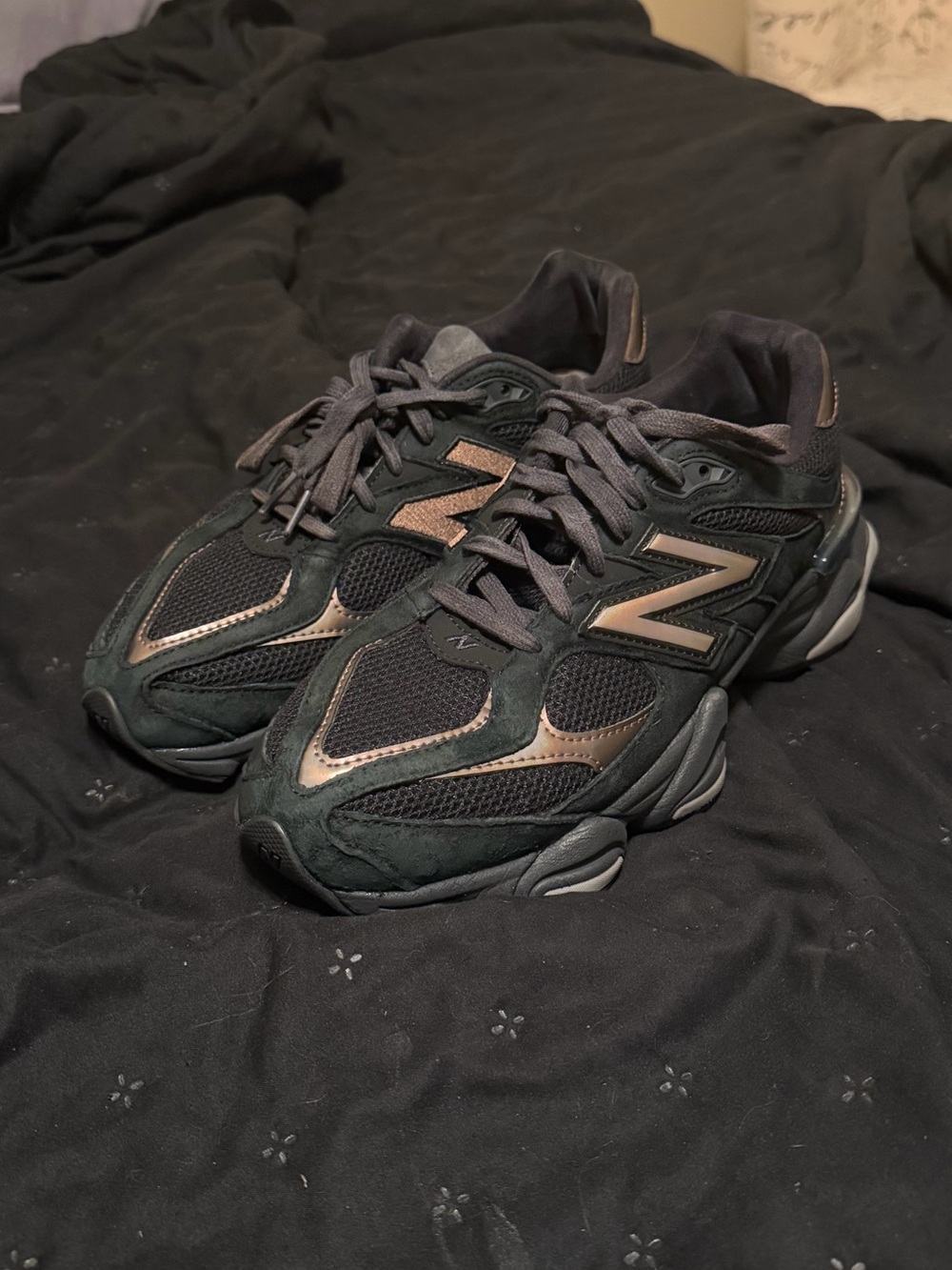 New Balance Men’s Black Copper 9060 Sneakers